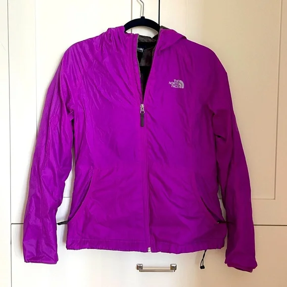 North Face Magenta water Proof Jacket with ultra soft lining - Picture 4 of 12